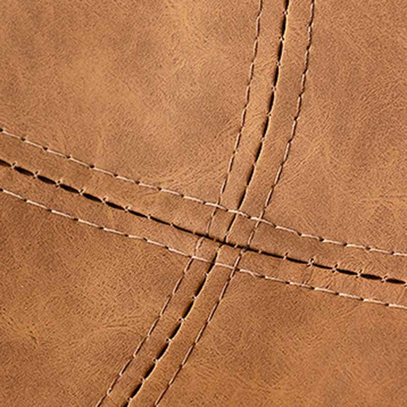 Eigentijdse metalen barkruk lage rug faux lederen barkrukken in matte afwerking thuis