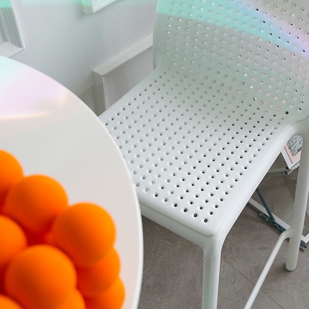 Contemporary Metal Plastic Barstools Bristol Bar Stool with Low Back and Footrest Clearhalo 'Bar Furniture' 'Bar Stools' 'bar_stools' 'furn' 'furn_bar_stools' 'furniture_bar_stools' 'Kitchen & Dining Furniture' 'kitchen&dining_furn' 'kitchen' 'kitchen_furn' Furniture' 1200x1200_58e0db7b-9a13-4d0c-9f1e-26bd8b836dcf