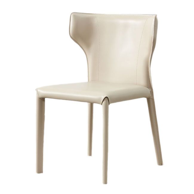 Zeitgenössischer Leder -Essstuhl Wingback -Seitenmöbel im matten Finish für Zuhause