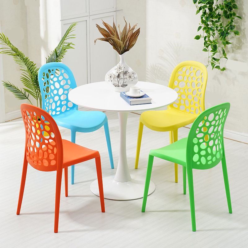 Contemporary Kitchen Dining Side Chair Plastic Armless Chair Clearhalo 'Dining Chairs' 'Dining Tables & Seating' 'dining_chair' 'furn' 'furn_dining_chair' 'Furniture' 'Kitchen & Dining Furniture' 1200x1200_59395de5-9e8d-4b45-82f6-65a9ca3245d7