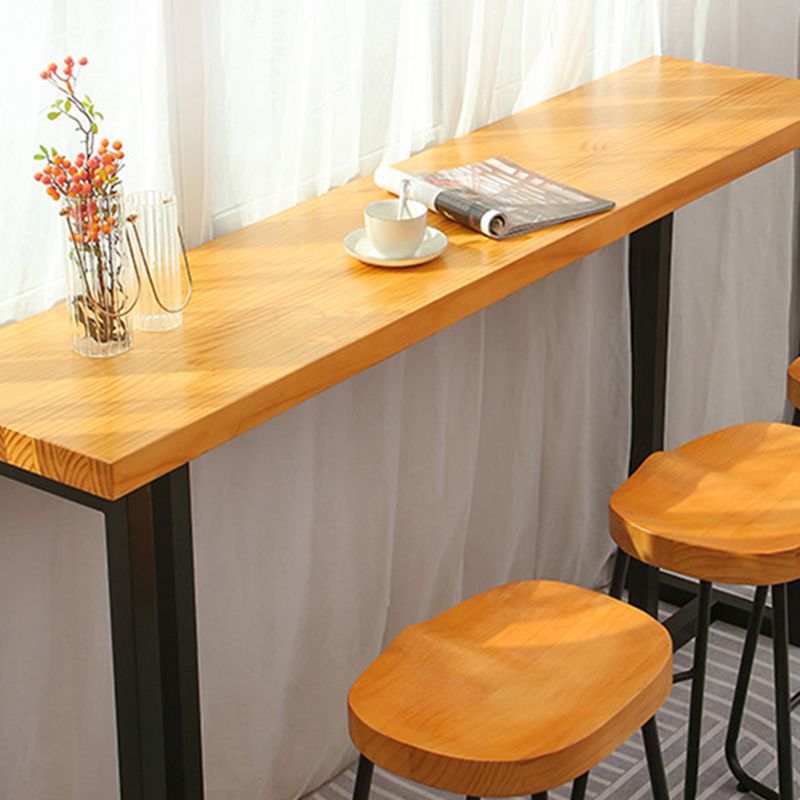 Rectangular Bar Height Table Black Legs and Metal Base Bar Table for Living Room Clearhalo 'Bar Furniture' 'Bar Tables' 'bar_tables' 'furn' 'furn_bar_tables' 'Furniture' 'Kitchen & Dining Furniture' 1200x1200_595834aa-3e19-40e8-bde1-12f54f7fe396