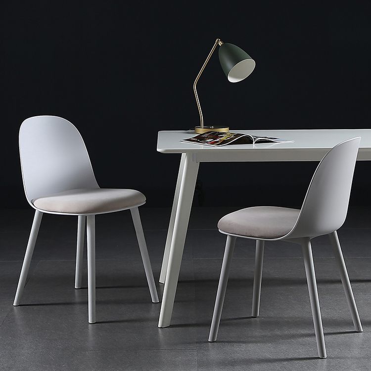 Plastic Scandinavian Dining Room Side Chair Matte Finish Parsons Dining Chair (Set of 4) Clearhalo ' kitchen&dining_furn' 'Dining Chairs' 'Dining Tables & Seating' 'dining_chair' 'furn' 'furn_dining_chair' 'Furniture' 'furniture_dining_chair' 'Kitchen & Dining Furniture' 'kitchen' 1200x1200_595e349c-0fe1-4e4d-81cc-69667d0ebb25