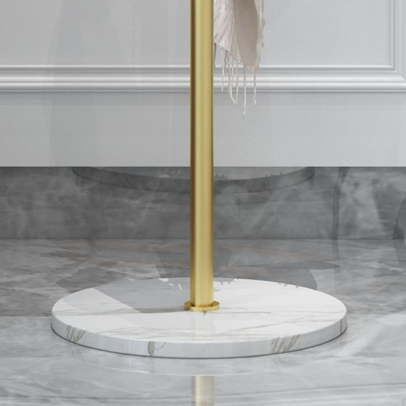 フック付きのフリースタンディングコートラック工業スタイルのメタルコートハンガー