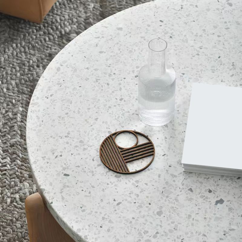 Einzel-Couchtisch mit 3 Beinen, moderner Cocktailtisch aus Holz in Beige/Braun