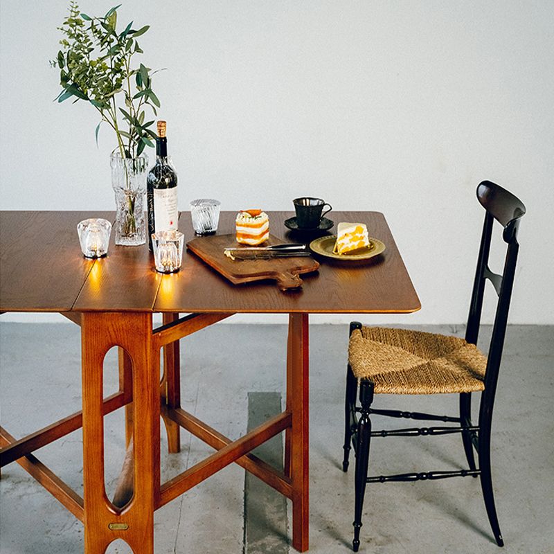 Eettafel met neerklapbaar blad Massief houten eettafel voor eetkamer