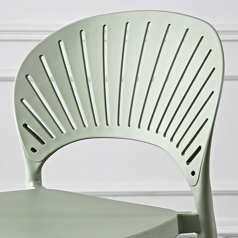 Casa escandinava Heces de espalda baja Matte Barstool de plástico