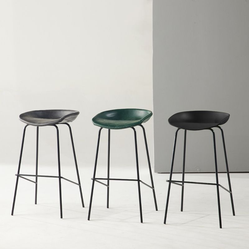 Modern Style Iron Bar Chair with Footrest Low Back Simple Bar Stool Clearhalo 'Bar Furniture' 'Bar Stools' 'bar_stools' 'furn' 'furn_bar_stools' 'furniture_bar_stools' 'Kitchen & Dining Furniture' 'kitchen&dining_furn' 'kitchen' 'kitchen_furn' Furniture' 1200x1200_5a284a54-1d41-4ffe-bf67-3a27f6bdc998