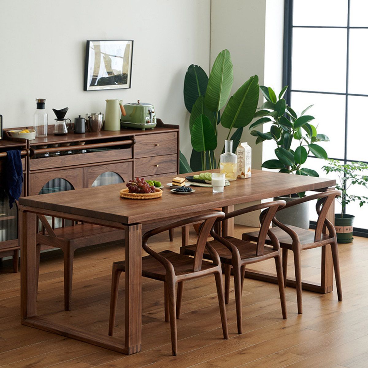 Dining Room Rectangle Dinner Table Traditional Solid Wood Dining Table Clearhalo 'Dining Tables & Seating' 'Dining Tables' 'dining_table' 'furn' 'furn_dining_table' 'Furniture' 'Kitchen & Dining Furniture' 1200x1200_5a2aec54-2e7c-4567-8576-832666bf1f54