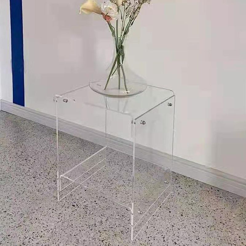 プラスチックサイドエンド表15.94 "幅のそりソファサイドアクセントテーブル