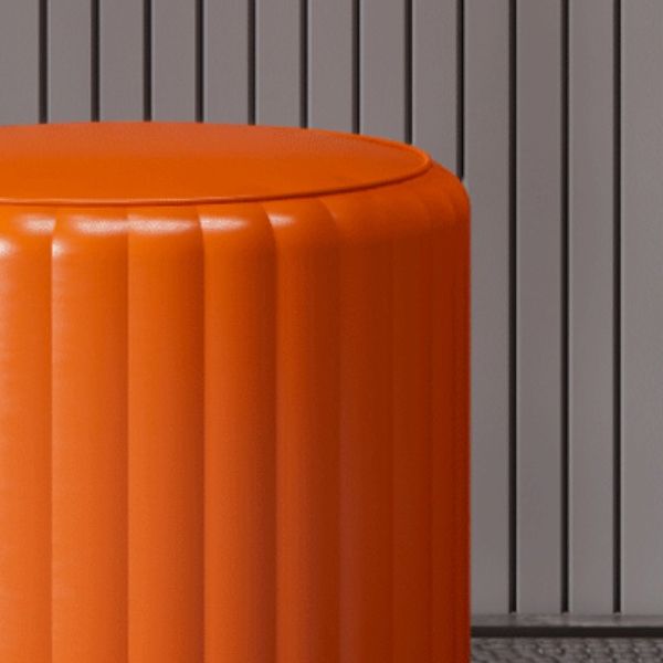 Copeador de maquillaje de cuero moderno de tocador moderno de mediados de siglo con espejo y taburetes