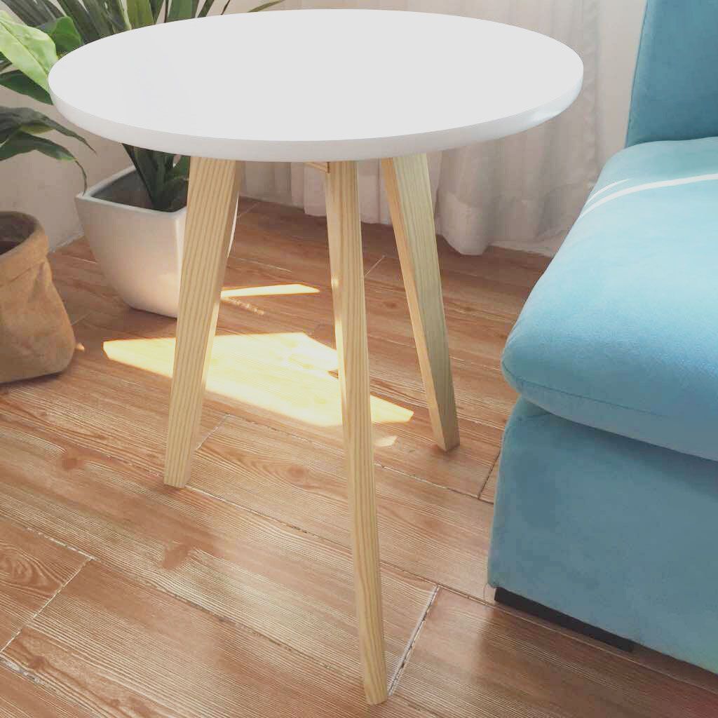 23,62 Zoll breit skandinavisches Sofa -Seitenakzent Tabelle 3 Beine rundes Seitenende Tisch