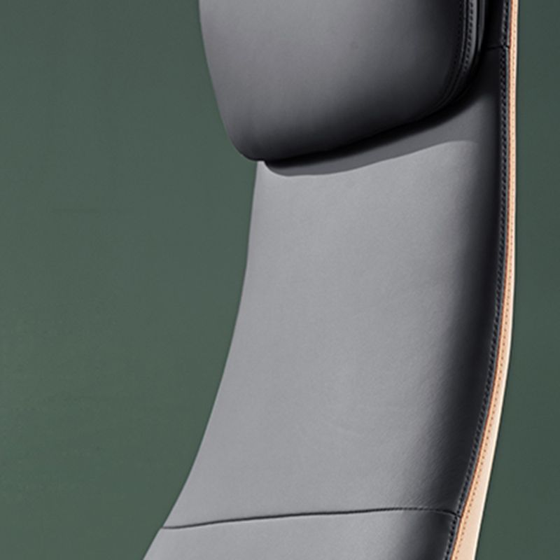 Silla ejecutiva de la silla ejecutiva de brazos acolchados modernos silla de gerentes ajustables para la oficina