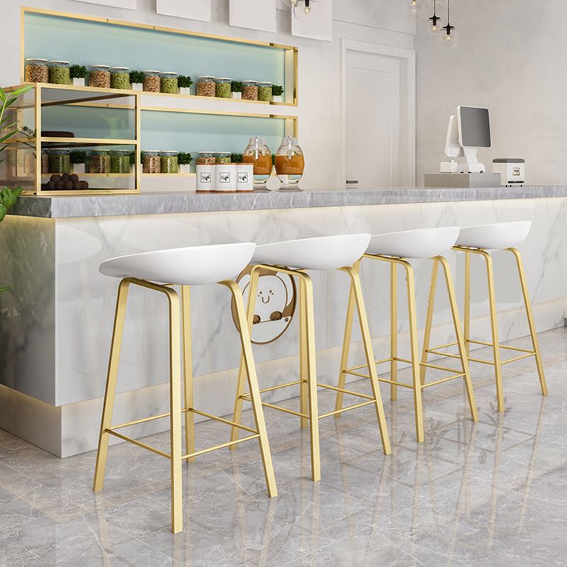 Modern Backrest Armless Counter Stool Plastic Bar Stool with Metal 4 Legs Clearhalo 'Bar Furniture' 'Bar Stools' 'bar_stools' 'furn' 'furn_bar_stools' 'Furniture' 'Kitchen & Dining Furniture' 1200x1200_5adbdc02-a920-4abd-b3d4-dfd666221f0b