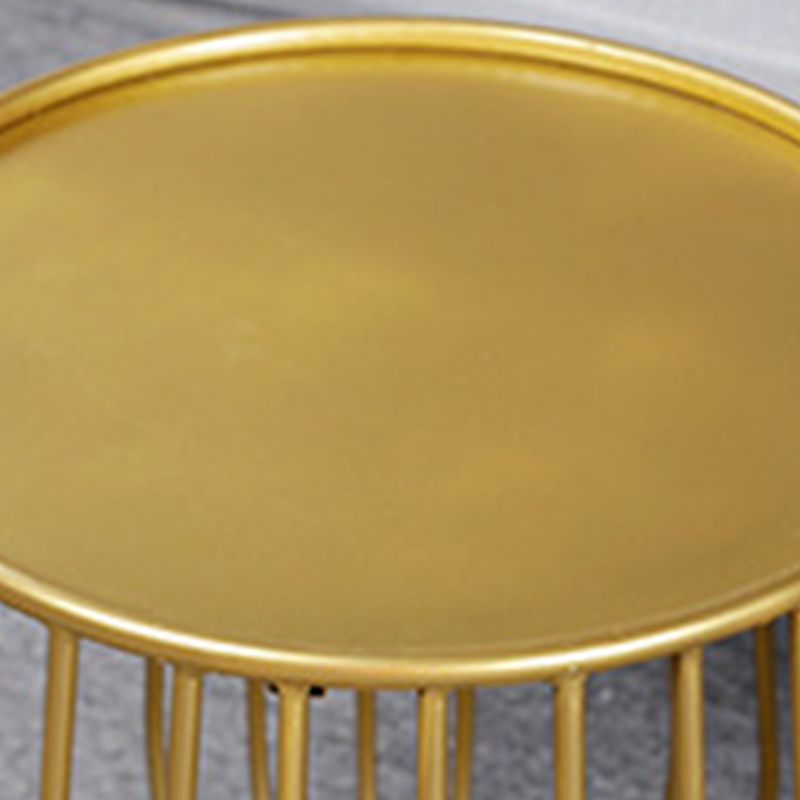 Mid-century Modern Round Iron Coffee Table, Frame Base Coffee Table Clearhalo 'Coffee & Accent Tables' 'Coffee Tables' 'coffee_tables' 'furn' 'furn_coffee_tables' 'Furniture' 'Living Room Furniture' 1200x1200_5b0a807e-e07b-43fb-a1d7-af2833433c44