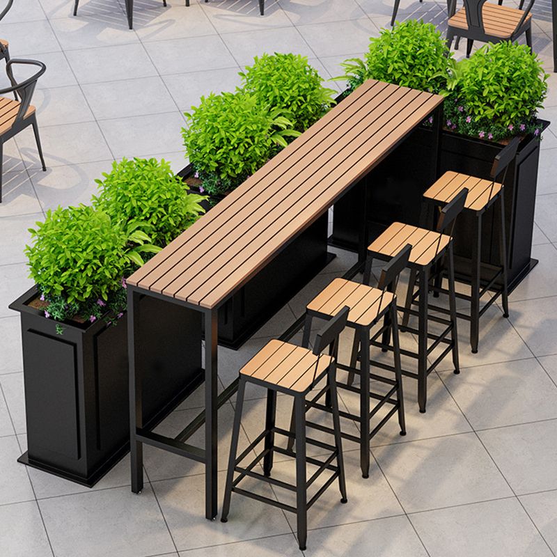 Manufactured Wood Bar Table Black Legs and Metal Base Bar Table Clearhalo 'Bar Furniture' 'Bar Tables' 'bar_tables' 'furn' 'furn_bar_tables' 'Furniture' 'Kitchen & Dining Furniture' 1200x1200_5b139adf-3c51-4d74-a8ff-9cf8e18f2f94