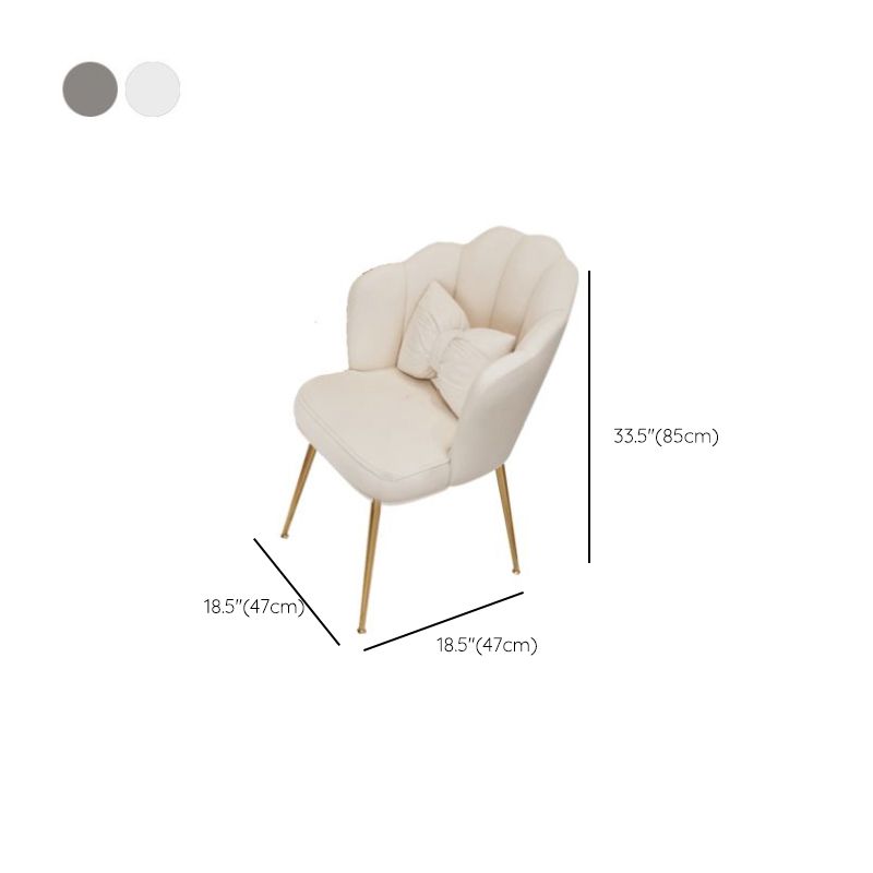 Glam Glass Bedroom Vanity Desk 4 Drawer Vanity Dressing Table Clearhalo 'Bedroom Furniture' 'furn' 'furn_makeup_vanities' 'Furniture' 'Makeup Vanities' 'makeup_vanities' 1200x1200_5b1600e9-97d6-4e7e-808d-bfa620007555