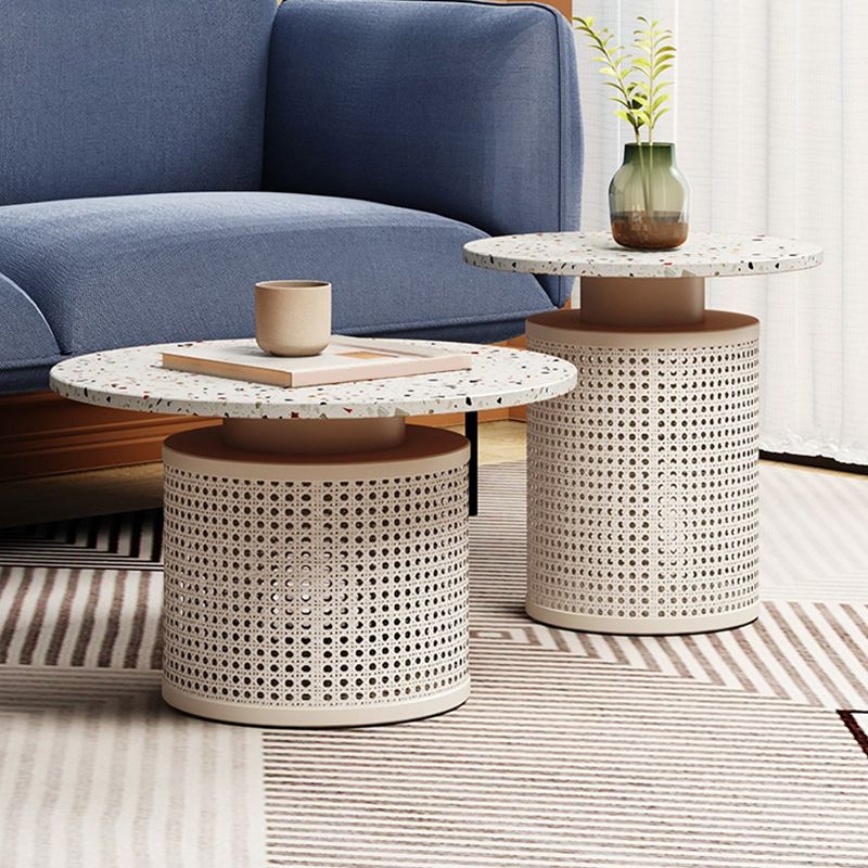 Eigentijdse ronde cocktailtafel met leistenen frame koffiecocktailtafel
