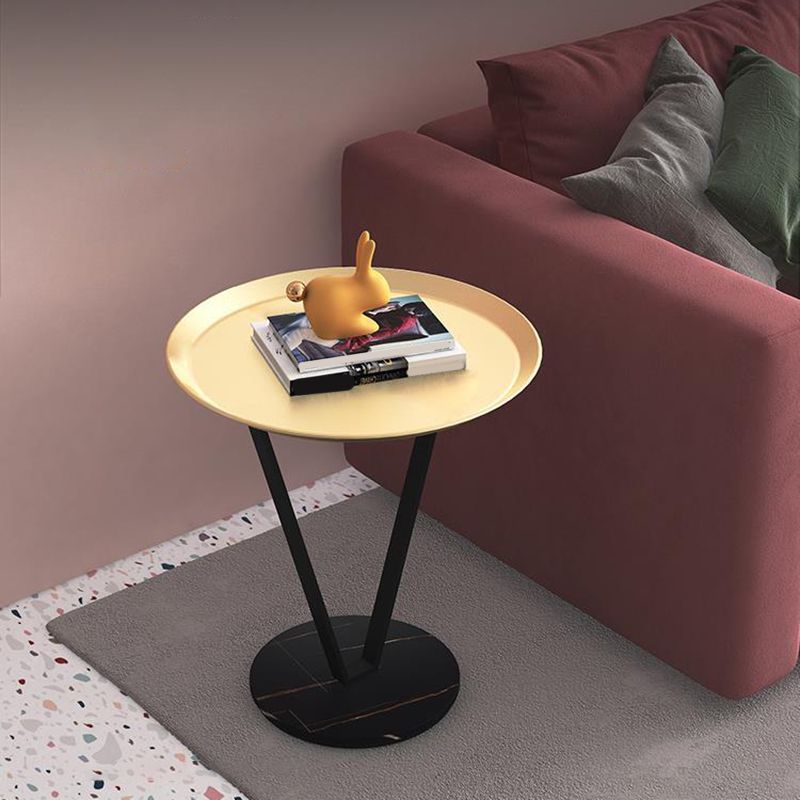 Mesa de metal X-Base X-Base de 23.6 "de altura