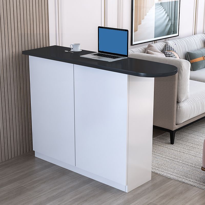 Table à manger contemporaine en bois top bar avec rangement pour le salon