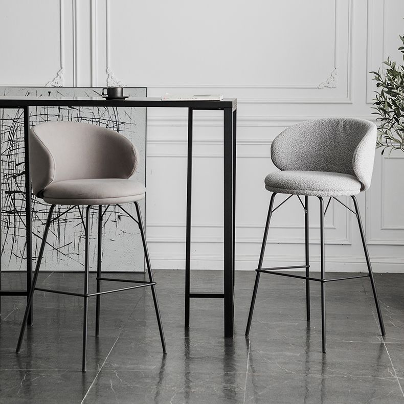 Sgabello da bar in metallo da bar in stile contemporaneo per cucina