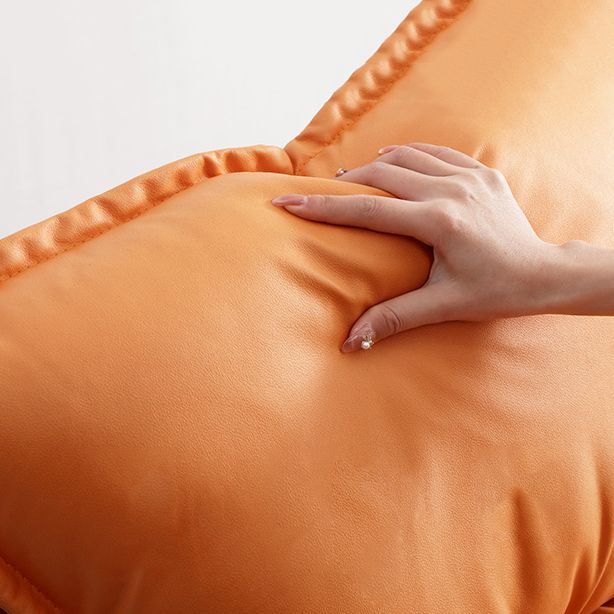 Chaise à bascule intérieure moderne couleur des jambes sombres chaise de culbuteur avec ottoman