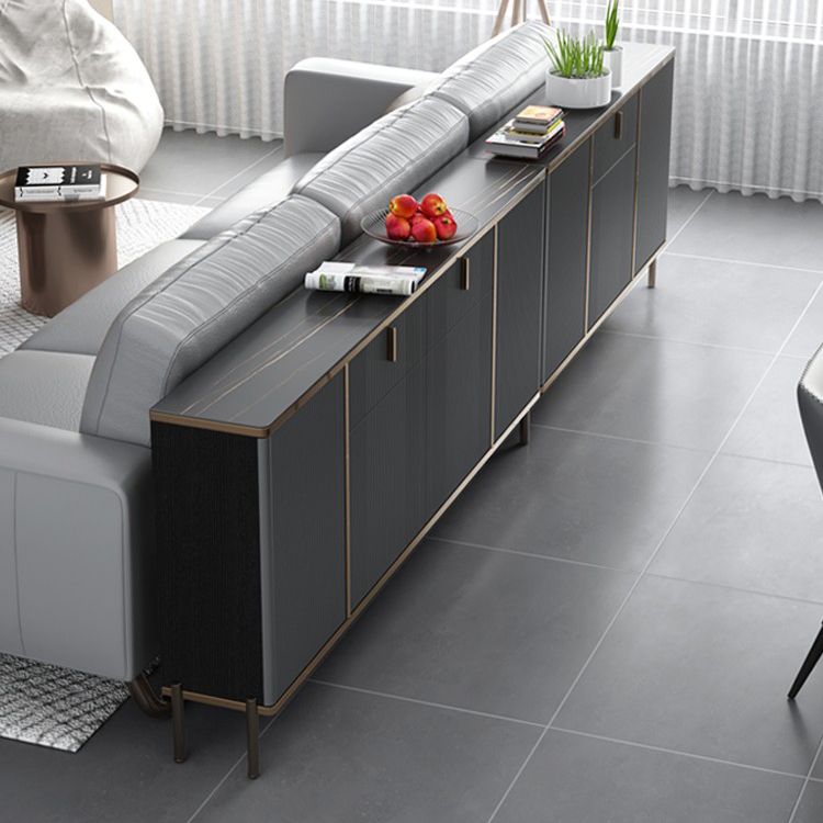 Sideboard in stile glam con cassetti e tabellone per la sala da pranzo