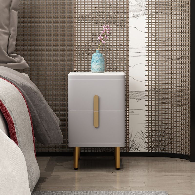 Zeitgenössischer Nachtkabinettsteiner Nachttisch mit 2 Schubladen