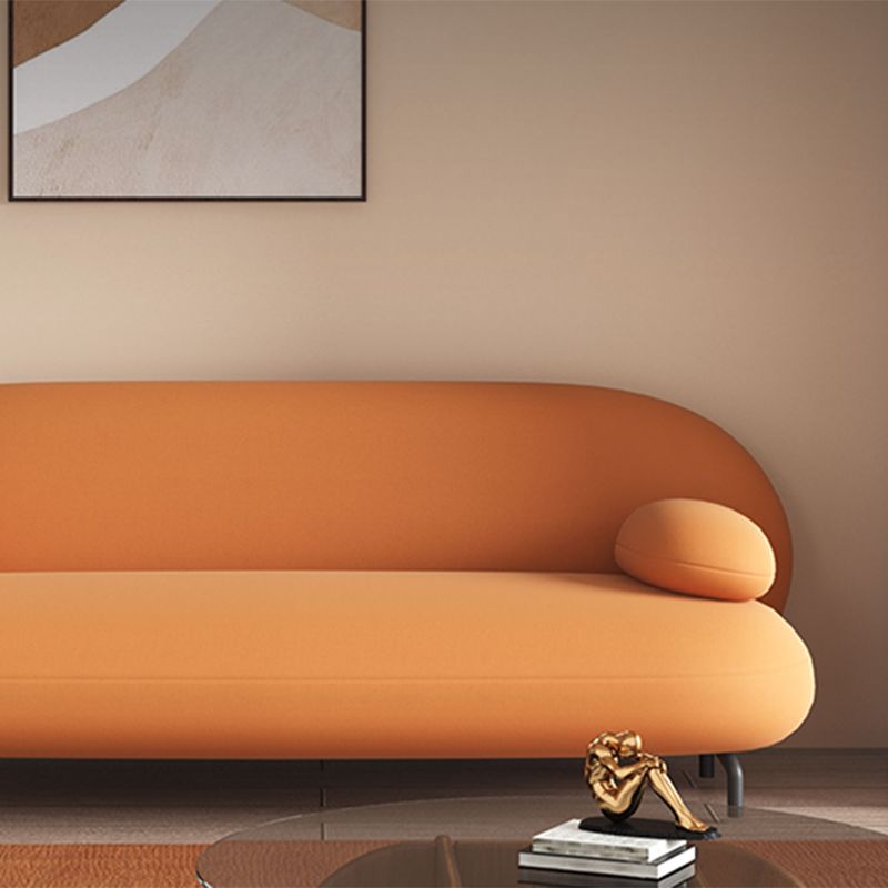 Divano arancione di divano di divano di divani in arancione in arancione