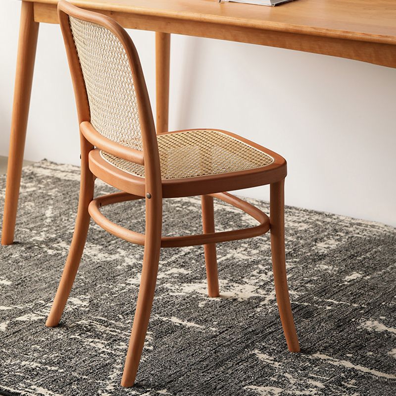 Silla lateral de estilo tradicional silla de comedor de madera sólida para hom