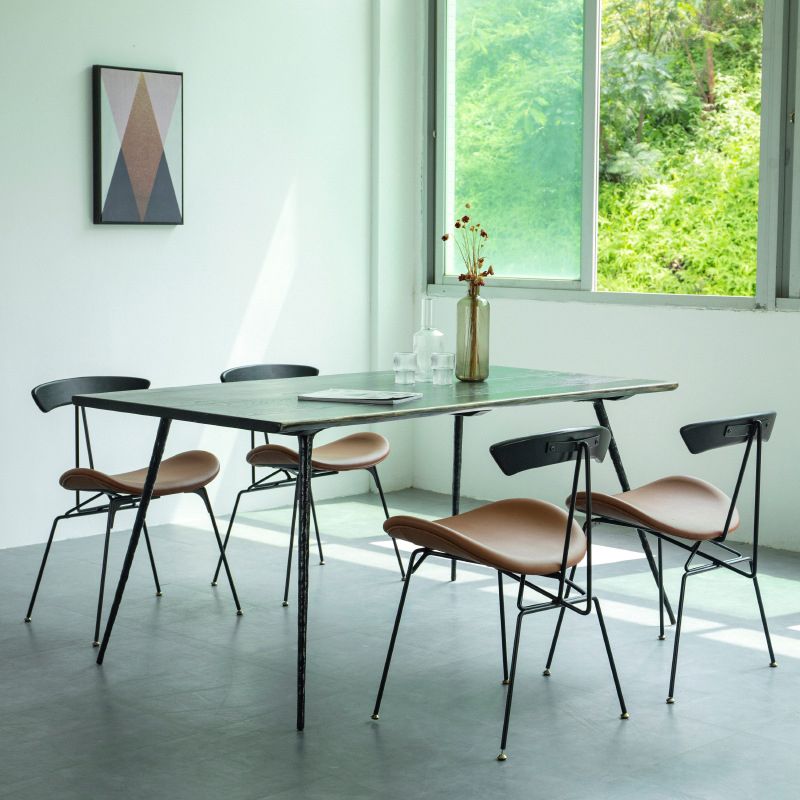Industrial Rectangle Dining Room Table Oak Solid Wood Table with 4 Black Legs Clearhalo ' dining_table' 'Dining Tables & Seating' 'Dining Tables' 'furn' 'furn_dining_table' 'Furniture' 'furniture_dining_table' 'Kitchen & Dining Furniture' 'kitchen&dining_furn' 'kitchen' 'kitchen_dining_table' 1200x1200_5cc4bbc7-813d-4f3f-8d4f-efef3d3d41ee