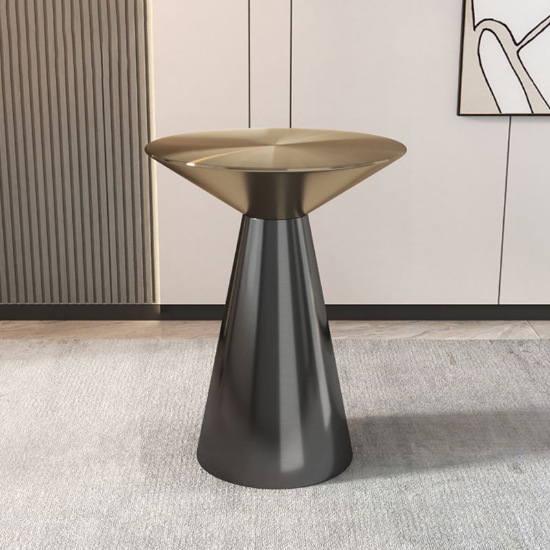 Tabella dell'estremità laterale in metallo Tavolo da estremità laterale minimalista per soggiorno