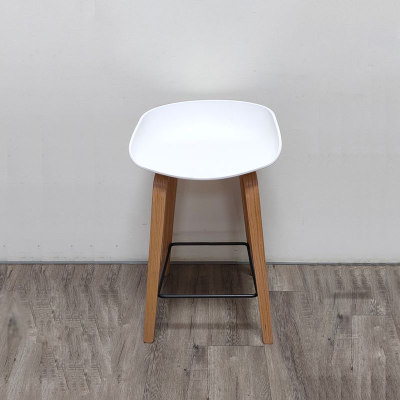 Contemporary Solid Wood Barstool Indoor Bar Stool with Low Back for Kitchen Clearhalo 'Bar Furniture' 'Bar Stools' 'bar_stools' 'furn' 'furn_bar_stools' 'furniture_bar_stools' 'Kitchen & Dining Furniture' 'kitchen&dining_furn' 'kitchen' 'kitchen_furn' Furniture' 1200x1200_5cfb0546-9a04-4693-8e95-303e93fd005f