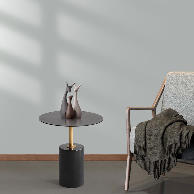 Iron and Concrete End Table 15.7" Long Mid-Century Round Side Table in White Clearhalo 'Coffee & Accent Tables' 'End & Side Tables' 'end_side_table' 'end_side_tables' 'furn' 'furn_end_side_tables' 'Furniture' 'furniture_end_side_table' 'Living Room Furniture' 1200x1200_5cffb418-e593-45f6-9db8-beab82686a6e