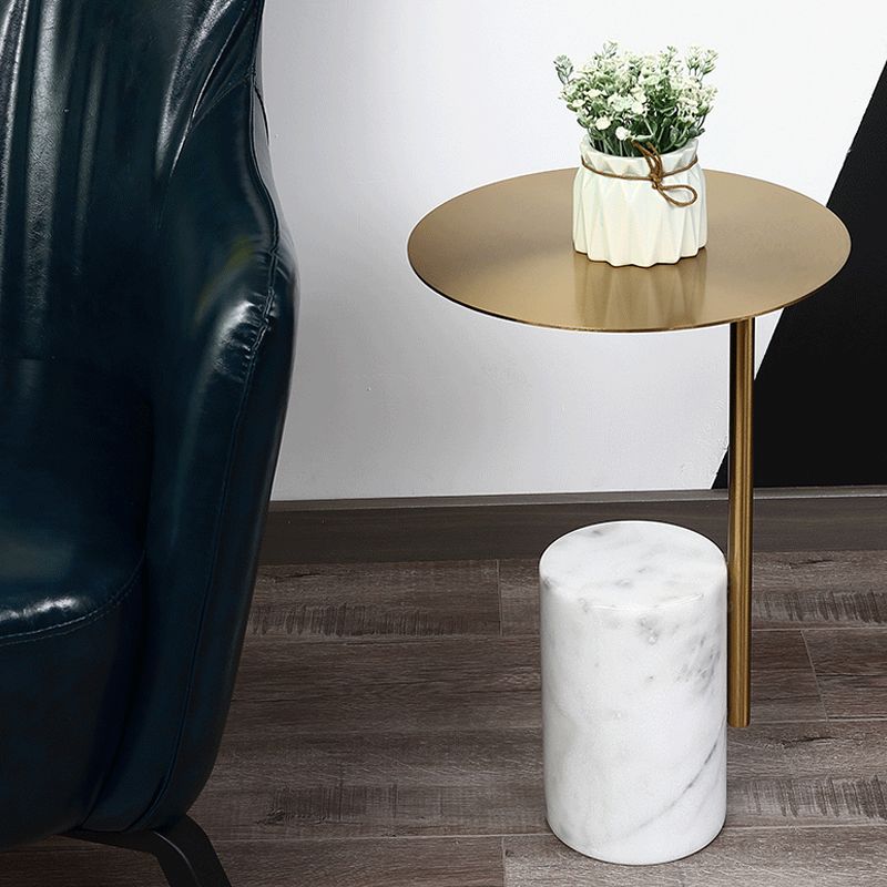 Scandinavian Side Table Marble Pedestal Round Living Room End Table Clearhalo 'Coffee & Accent Tables' 'End & Side Tables' 'end_side_tables' 'furn' 'furn_end_side_tables' 'Furniture' 'Living Room Furniture' 1200x1200_5d19ba81-4bf4-49bc-8597-abd629b99115