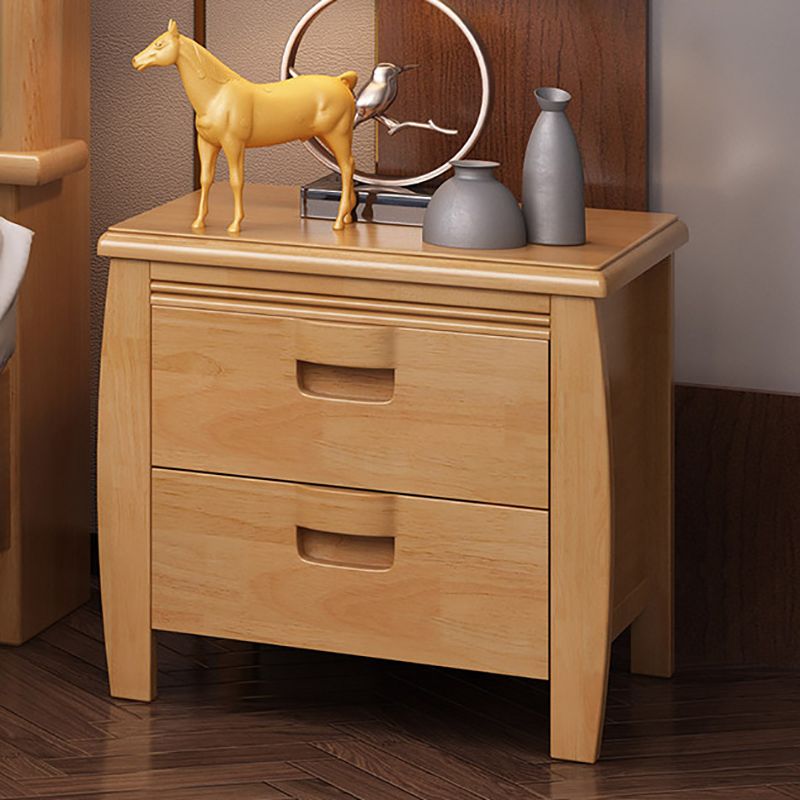 Table de nuit de lit traditionnelle en bois massif avec tiroirs