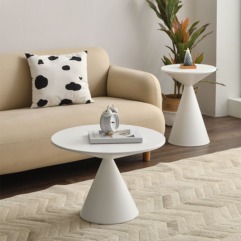 Table d'angle contemporaine metal rond piédestal latérale