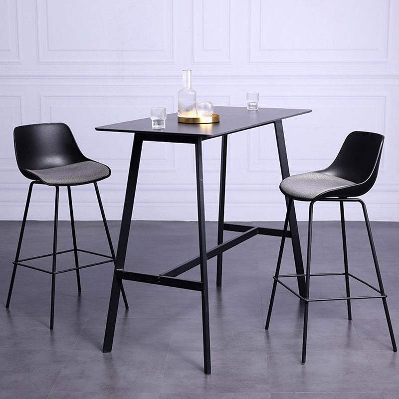 Industrial White Upholstered Barstool Black Indoor Tall Stool with Bucket Seat Clearhalo 'Bar Furniture' 'Bar Stools' 'bar_stools' 'furn' 'furn_bar_stools' 'furniture_bar_stools' 'Kitchen & Dining Furniture' 'kitchen&dining_furn' 'kitchen' 'kitchen_furn' Furniture' 1200x1200_5d6619d7-c298-45ff-9ed4-440393a05e97