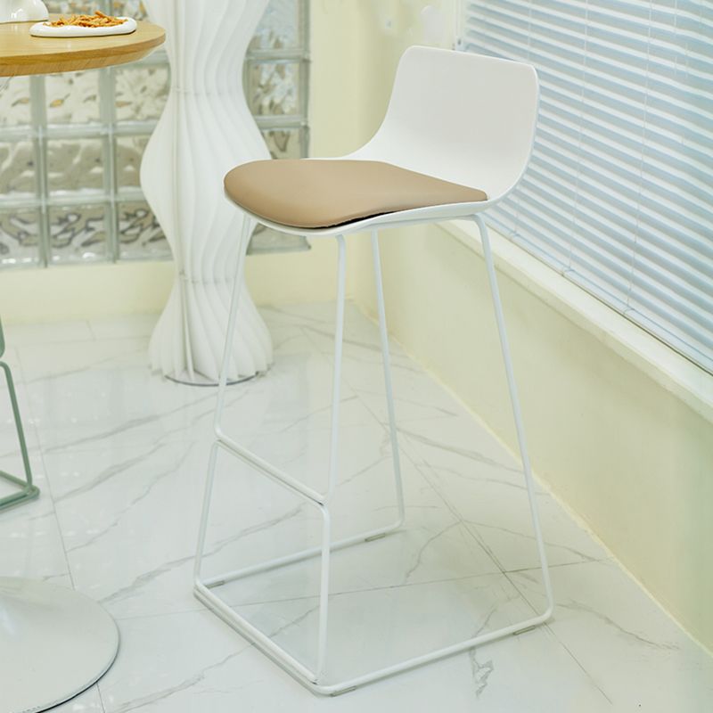 Indoor Footrest Dining Stool Plastic Industrial Low Back Counter-height Stool Clearhalo 'Bar Furniture' 'Bar Stools' 'bar_stools' 'furn' 'furn_bar_stools' 'Furniture' 'Kitchen & Dining Furniture' 1200x1200_5db5ac91-fdf8-44b5-8619-7d5f5650b8bc