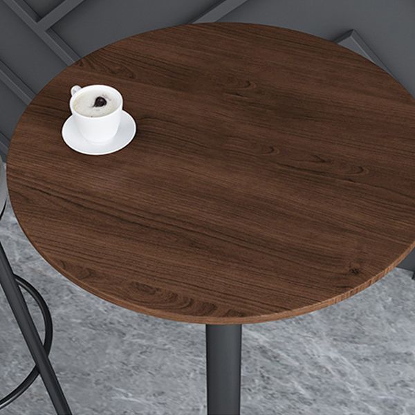 Contemporary Round Bar Dining Table Indoor Wood Bar Table with Iron Base Clearhalo 'Bar Furniture' 'Bar Tables' 'bar_tables' 'furn' 'furn_bar_tables' 'Furniture' 'furniture_bar_tables' 'Kitchen & Dining Furniture' 1200x1200_5e0d8385-718b-47b6-be7c-c054bc974b6e