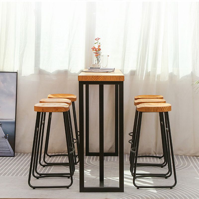 Rectangular Bar Height Table Black Legs and Metal Base Bar Table for Living Room Clearhalo 'Bar Furniture' 'Bar Tables' 'bar_tables' 'furn' 'furn_bar_tables' 'Furniture' 'Kitchen & Dining Furniture' 1200x1200_5e34cdf4-a565-4569-97b5-bfbed45576bd