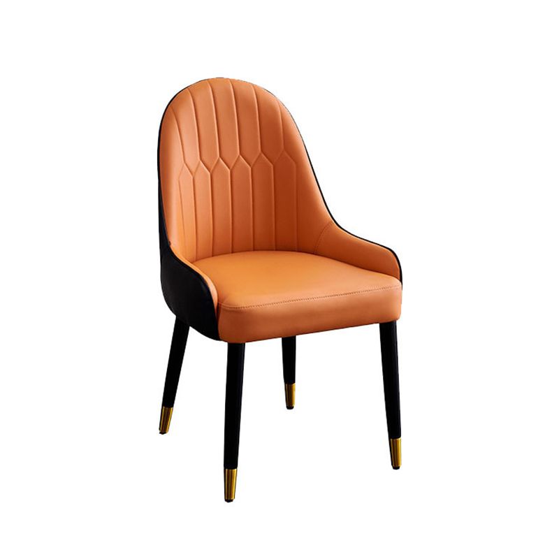 スカンジナビアのフェイクレザーダイニングチェアソリッドバックアームサイドチェア