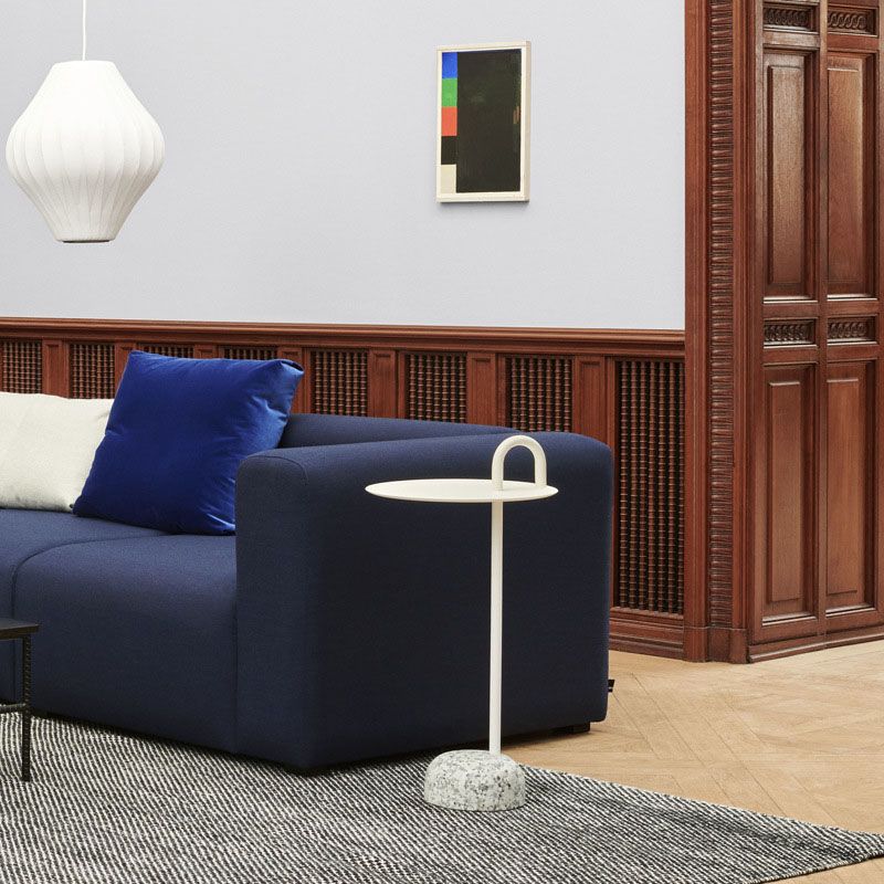 27 "H x 14" W x 14 "D Tavolo laterale rotondo in acciaio della metà secolo Tabella dell'estremità del piedistallo