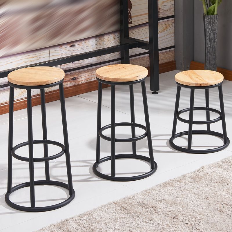 Modern Style Wood Bar Stool with Metal Footrest Round Bar Stool Clearhalo 'Bar Furniture' 'Bar Stools' 'bar_stools' 'furn' 'furn_bar_stools' 'furniture_bar_stools' 'Kitchen & Dining Furniture' 'kitchen&dining_furn' 'kitchen' 'kitchen_furn' Furniture' 1200x1200_5e7c47c2-4c0b-4fec-bdd5-03164edeeb54