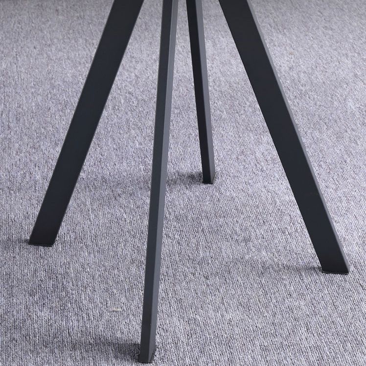 Round Sintered Stone Two-Color Dining Table Simplicity 4 Legs Table for Dining Room Clearhalo ' dining_table' 'Dining Tables & Seating' 'Dining Tables' 'furn' 'furn_dining_table' 'Furniture' 'furniture_dining_table' 'Kitchen & Dining Furniture' 'kitchen&dining_furn' 'kitchen' 'kitchen_dining_table' 1200x1200_5e9e6519-c341-4d9d-9a4a-d2343f856d26