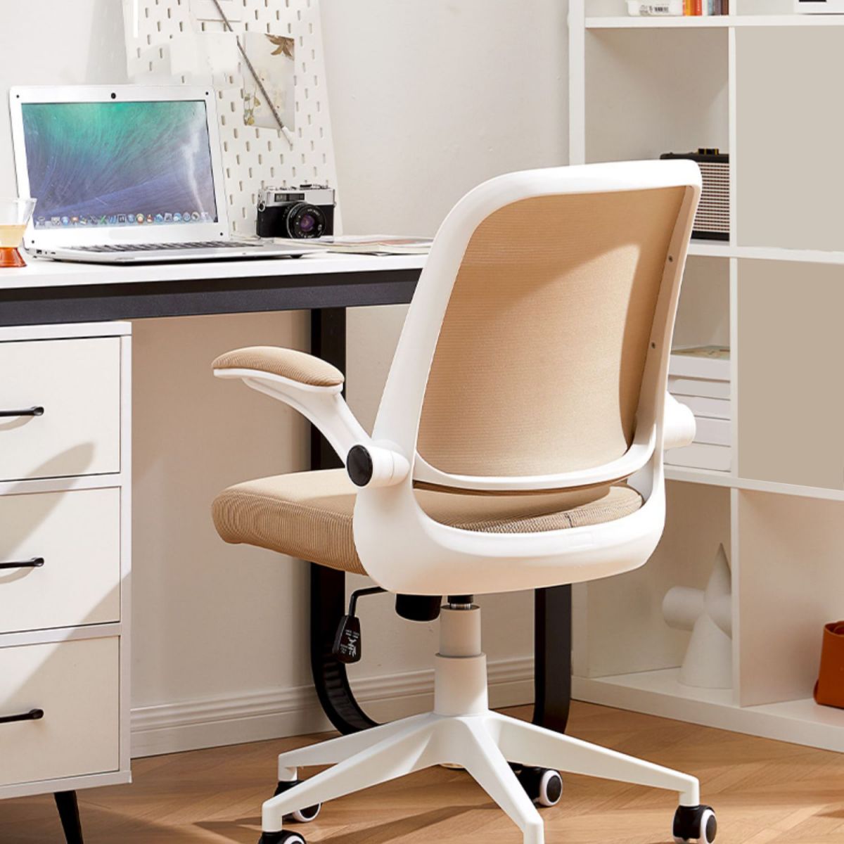 Modern Removable Arms Chair Tilt Mechanism No Distressing Ergonomic Desk Chair Clearhalo 'furn' 'furn_office_chair' 'Furniture' 'Office Chairs' 'Office Furniture' 'office_chair' 1200x1200_5ee36311-2555-4ab8-aa72-e056c099049c