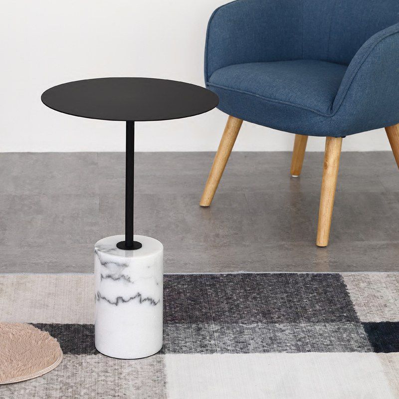 ミッドセンチュリーエンドテーブル台座丸いソファメタルアクセントサイドテーブル