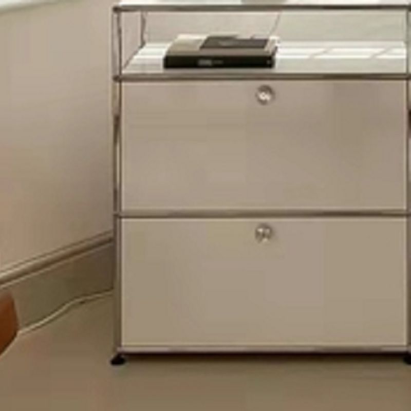 Server da pranzo in legno ingegnerizzato in ingegnerizzazione ingegnerizzato in ingegnerizzazione bianca moderna con base in metallo