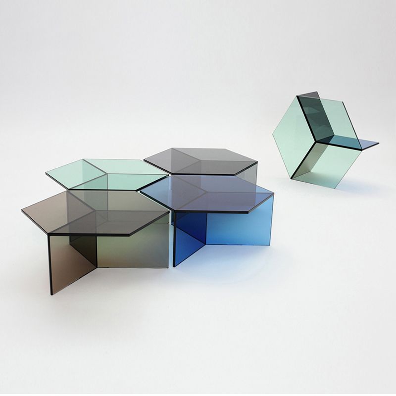 Geometric Clear Acrylic Coffee Table Modern Colored Cocktail Table Clearhalo 'Coffee & Accent Tables' 'Coffee Tables' 'coffee_tables' 'furn' 'furn_coffee_tables' 'Furniture' 'Living Room Furniture' 1200x1200_5f1f1ee0-5811-474d-a41c-9787b6c5988c
