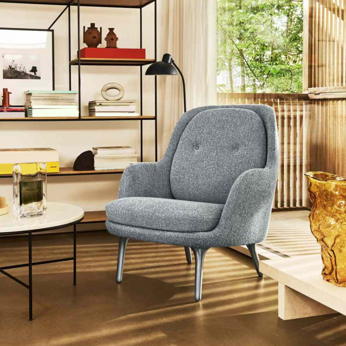 Modern Style Arm Chair Wood Solid Back Dining Room Chair for Home