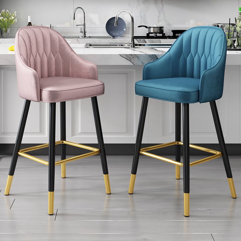 Glam Metal Barstool Faux Leather Kitchen Counter Stool in Matte Finish with 4 Legs Clearhalo 'Bar Furniture' 'Bar Stools' 'bar_stools' 'furn' 'furn_bar_stools' 'Furniture' 'Kitchen & Dining Furniture' 1200x1200_5f6aa8e6-4fc5-44b4-922b-2a0f377d20d6